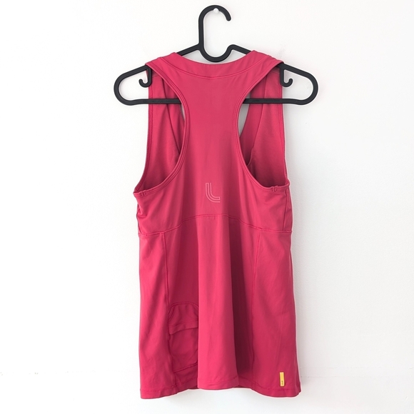 Lolë Pink Racerback Tank Top With Integrated Bra In Size Medium - Picture 3 of 13